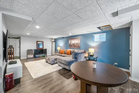 439 South Church Road S Bensenville IL 60106