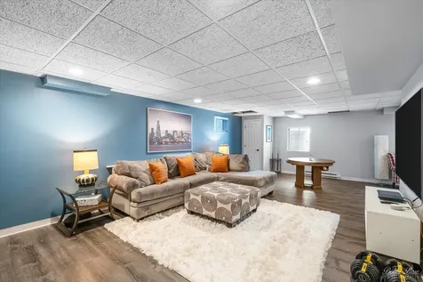 439 South Church Road S Bensenville IL 60106