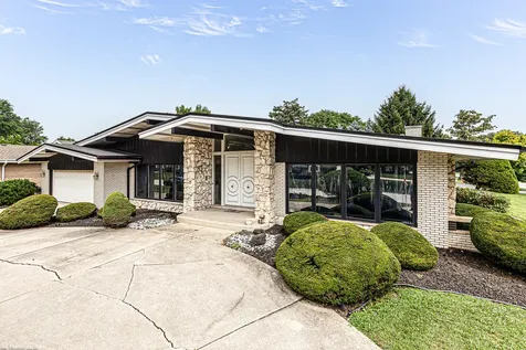 12138 South Cheyenne Drive Palos Heights IL 60463