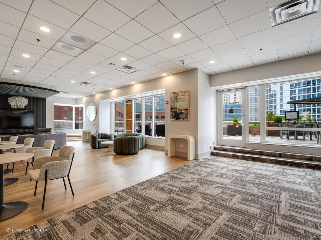 512 North Mcclurg Court Chicago IL 60611