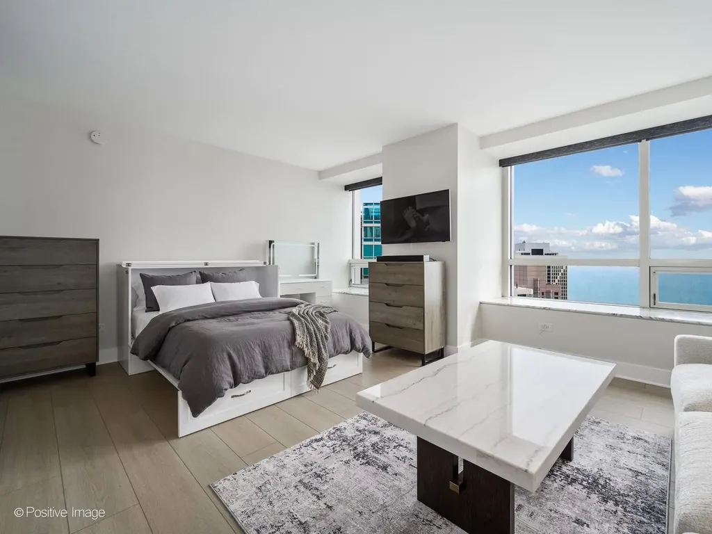 512 North Mcclurg Court Chicago IL 60611