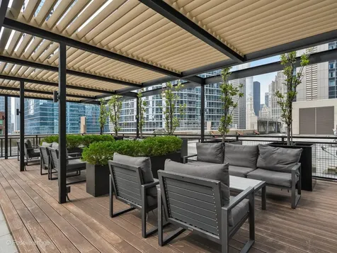 512 North Mcclurg Court Chicago IL 60611