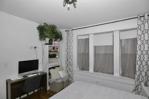 2101 West Fletcher Street Chicago IL 60618
