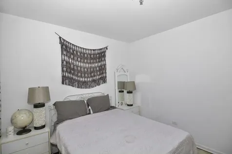 2101 West Fletcher Street Chicago IL 60618