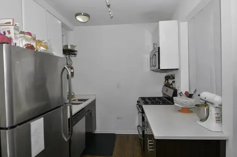 2101 West Fletcher Street Chicago IL 60618