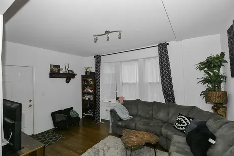 2101 West Fletcher Street Chicago IL 60618