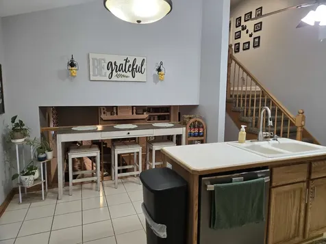78 West 31st Street Steger IL 60475