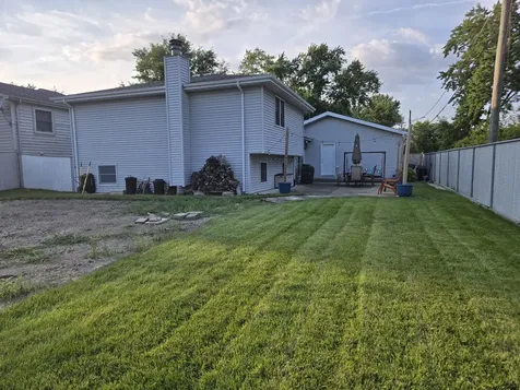 78 West 31st Street Steger IL 60475