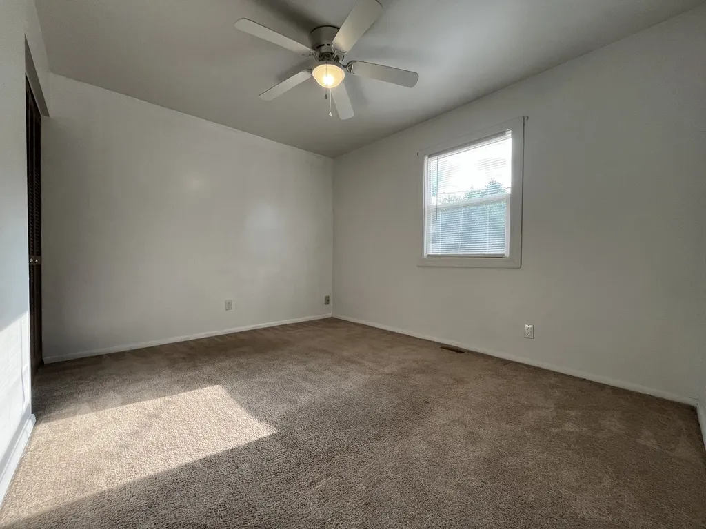 149 Mellbrook Road Bolingbrook IL 60440