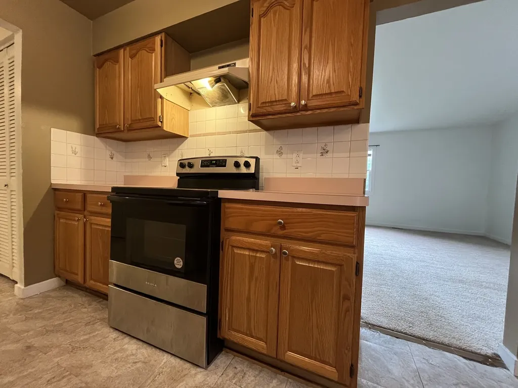 149 Mellbrook Road Bolingbrook IL 60440