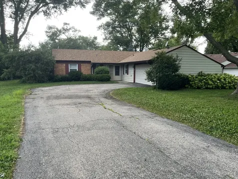 149 Mellbrook Road Bolingbrook IL 60440