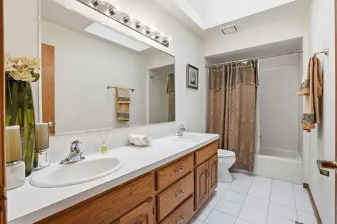 3631 Parthenon Way Olympia Fields IL 60461