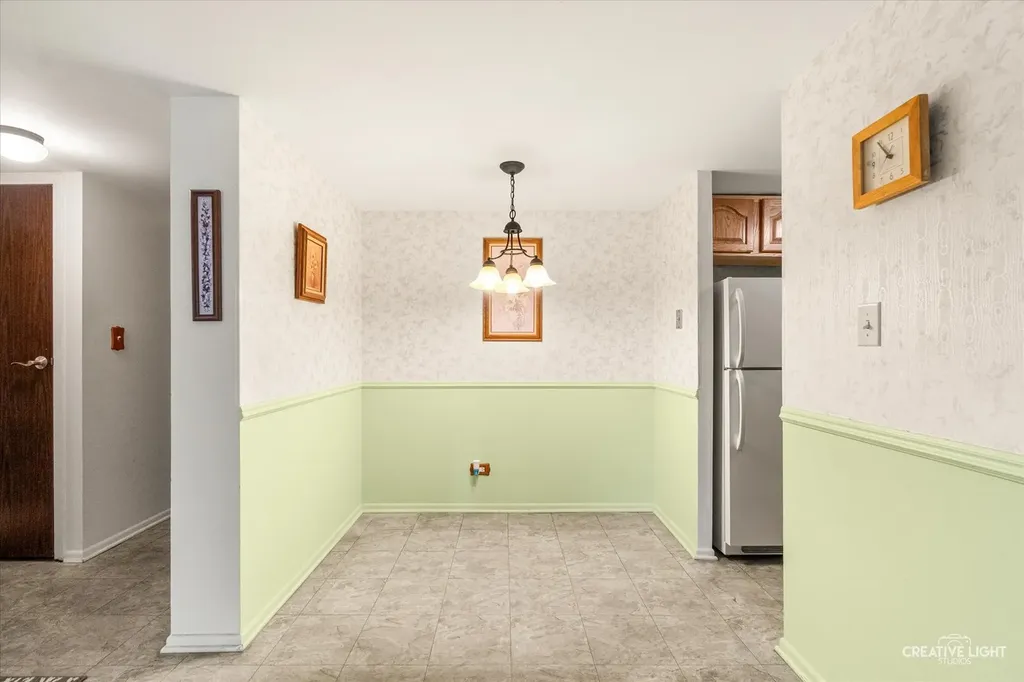 255 South West Avenue Elmhurst IL 60126
