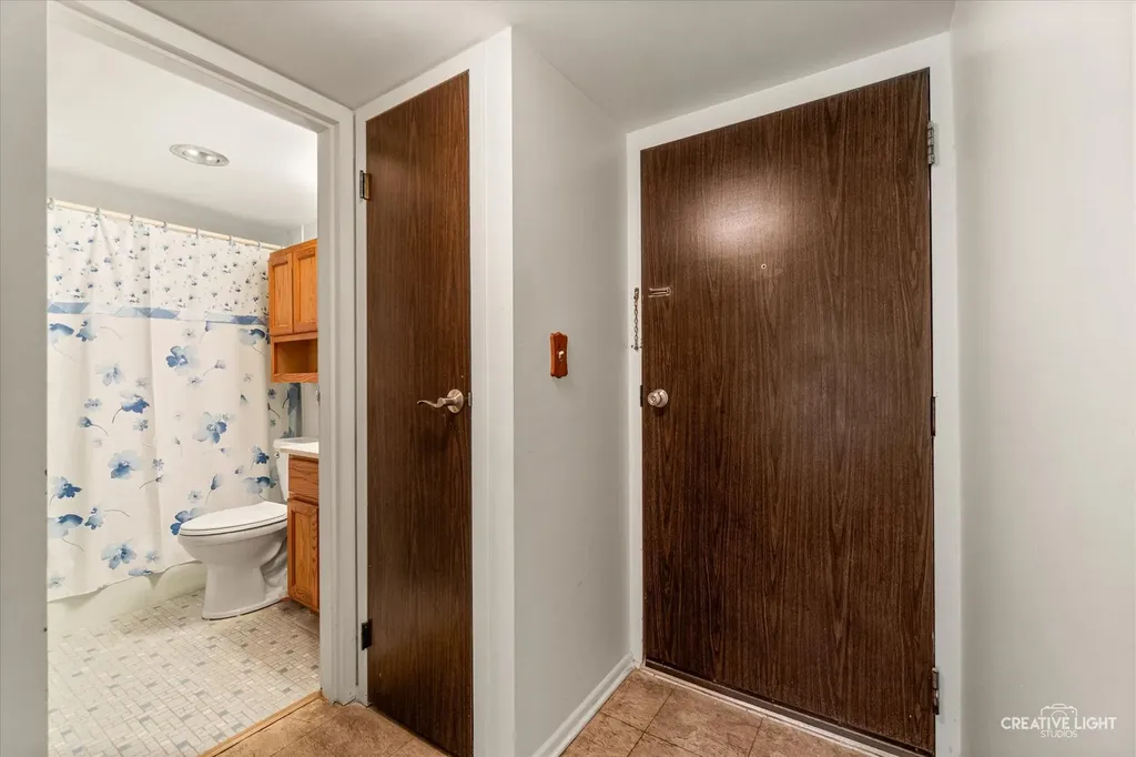 255 South West Avenue Elmhurst IL 60126