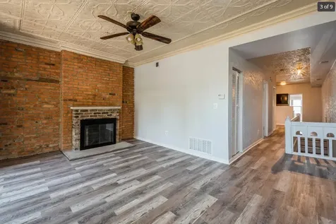 425 East 41st Street Chicago IL 60653