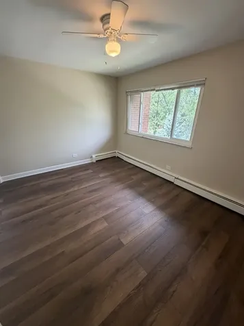 573 Pershing Avenue Glen Ellyn IL 60137
