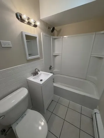 573 Pershing Avenue Glen Ellyn IL 60137