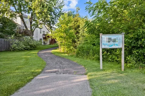 1791 Barnhill Drive Mundelein IL 60060