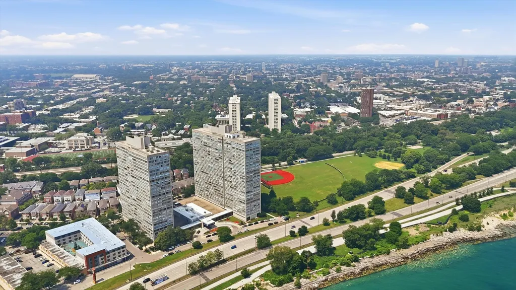 4800 South Chicago Beach Drive Chicago IL 60615
