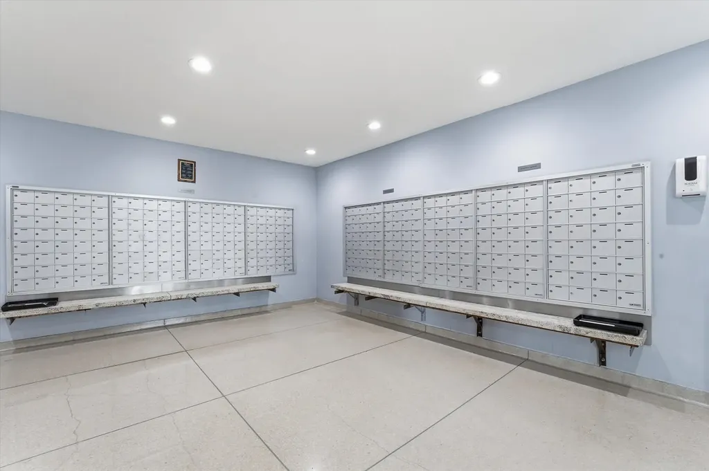4800 South Chicago Beach Drive Chicago IL 60615