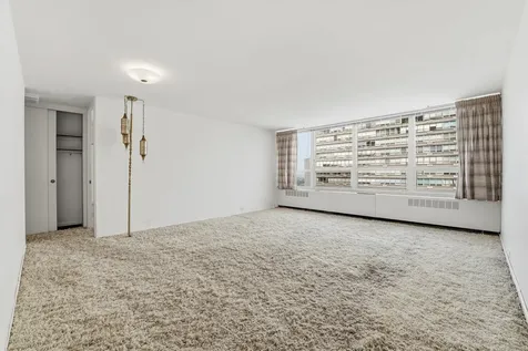 4800 South Chicago Beach Drive Chicago IL 60615