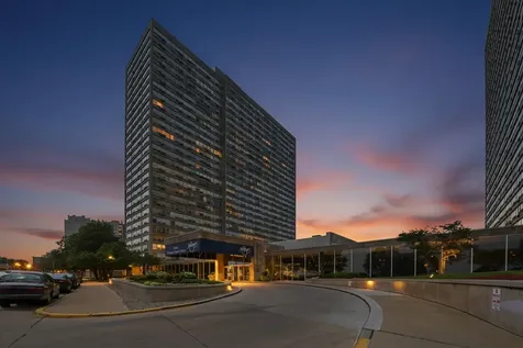 4800 South Chicago Beach Drive Chicago IL 60615