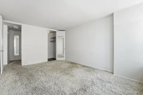 4800 South Chicago Beach Drive Chicago IL 60615
