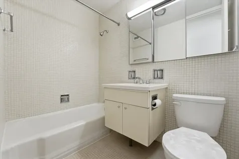 4800 South Chicago Beach Drive Chicago IL 60615