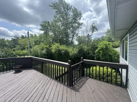 2833 Apple Avenue Waukegan IL 60085