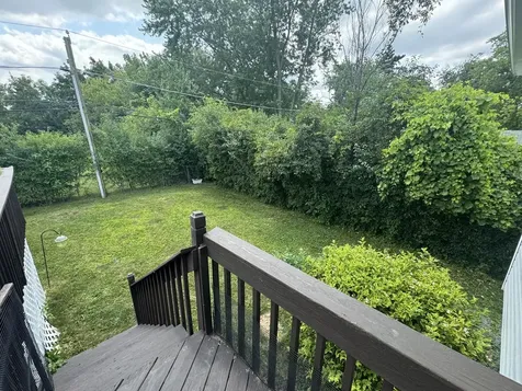 2833 Apple Avenue Waukegan IL 60085