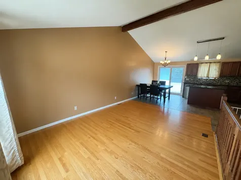 2833 Apple Avenue Waukegan IL 60085