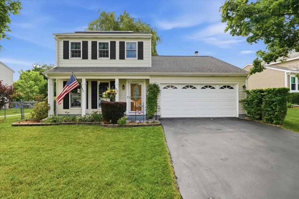 1860 Carl Drive Round Lake Beach IL 60073