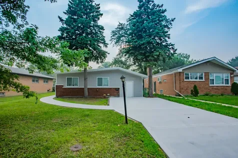 14448 Peoria Street Harvey IL 60426