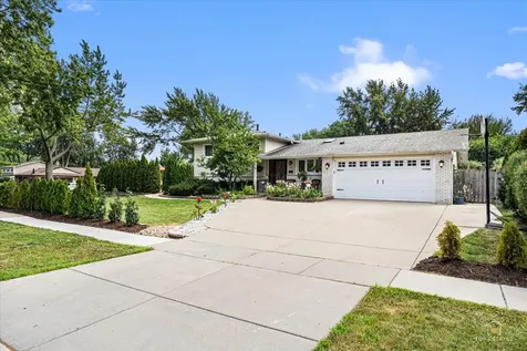 321 Hickory Lane Schaumburg IL 60193