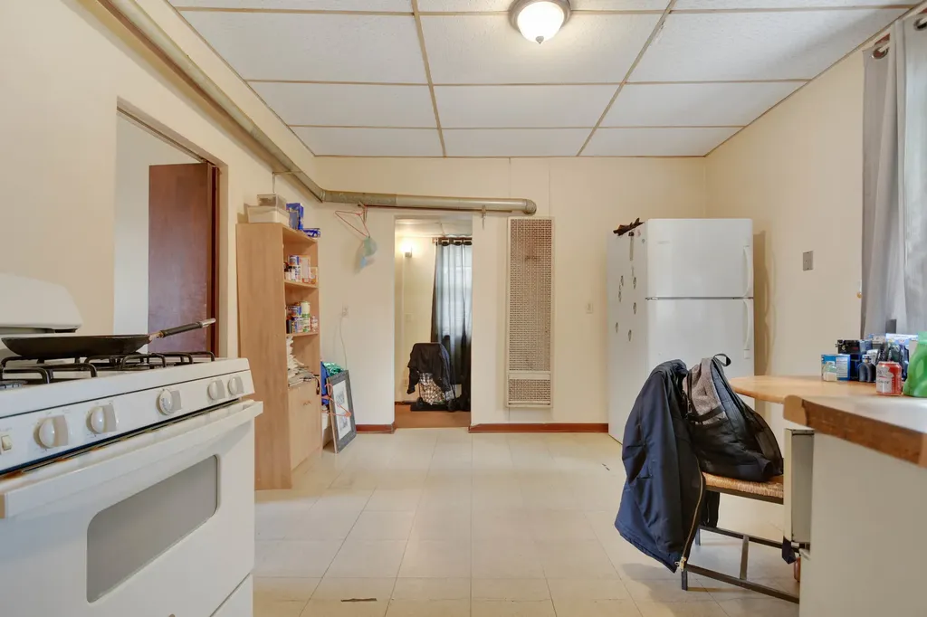 2856 West 38th Place Chicago IL 60632
