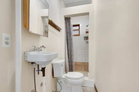 2856 West 38th Place Chicago IL 60632