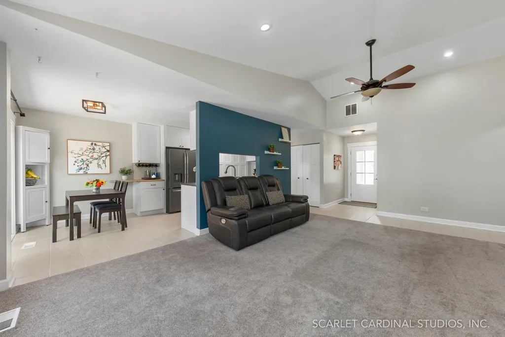 3120 Gresham Lane W Aurora IL 60504