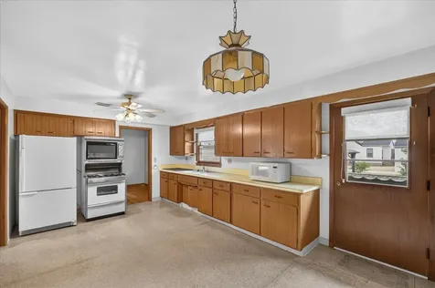 2804 North Winnebago Street Rockford IL 61103