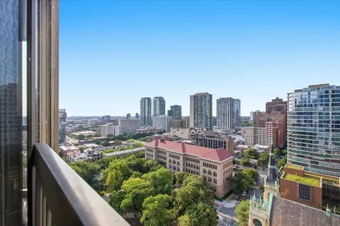 33 West Delaware Place Chicago IL 60610