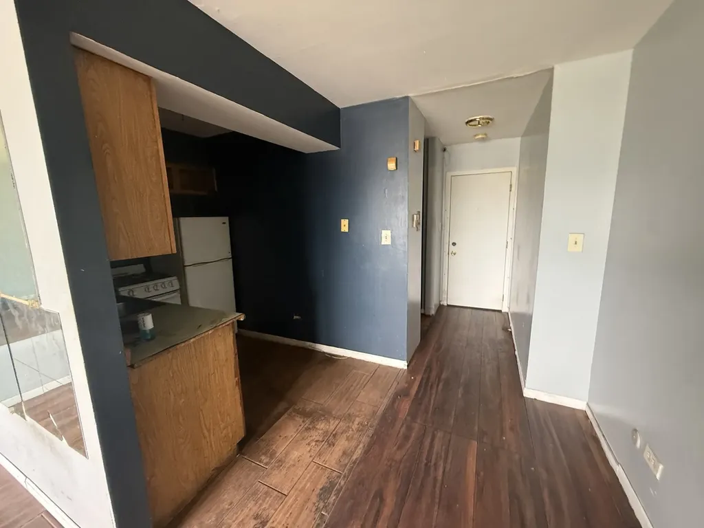 7854 South South Shore Drive Chicago IL 60649
