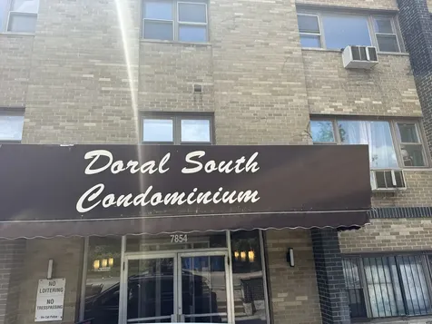 7854 South South Shore Drive Chicago IL 60649