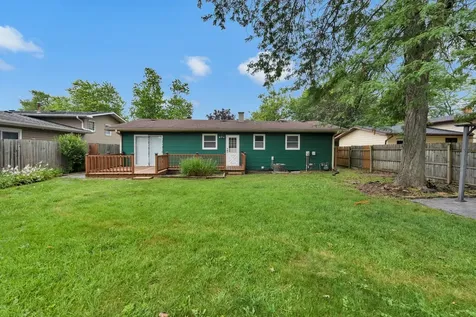 2736 Wall Avenue Waukegan IL 60087
