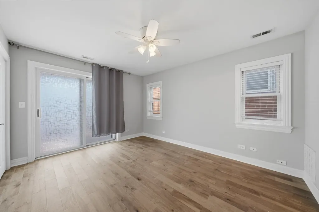 2527 West Harrison Street Chicago IL 60612