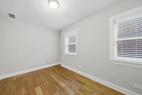 2527 West Harrison Street Chicago IL 60612
