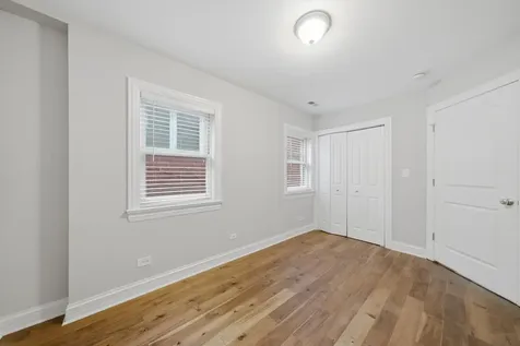 2527 West Harrison Street Chicago IL 60612