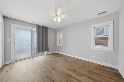 2527 West Harrison Street Chicago IL 60612