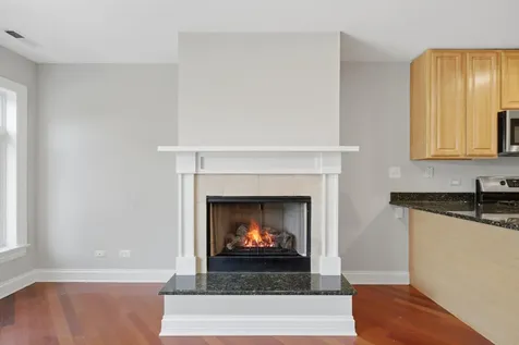 2527 West Harrison Street Chicago IL 60612