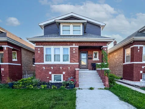 2436 Grove Avenue Berwyn IL 60402