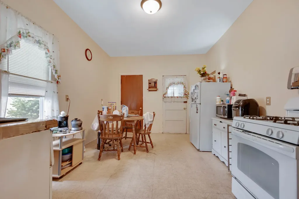 2858 West 38th Place Chicago IL 60632