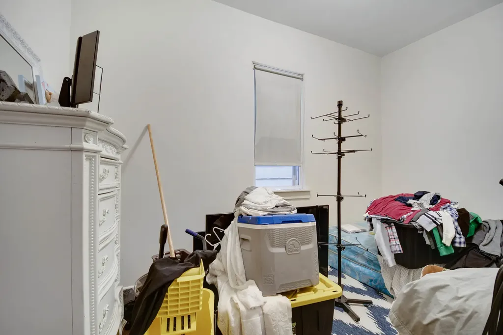 2858 West 38th Place Chicago IL 60632